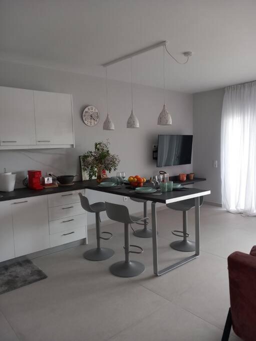Gesyl Apartment Толо Екстер'єр фото